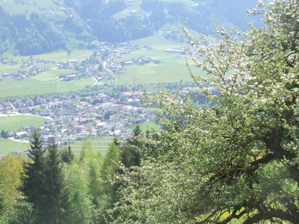 Ferienwohnung Lehenhof Ried im Zillertal Habitación foto